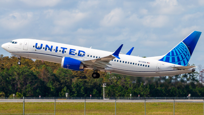 Photo of N77259 - United Airlines Boeing 737 MAX 8 at MCO on AeroXplorer Aviation Database