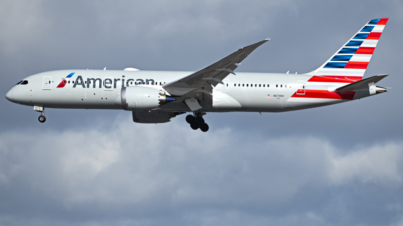Photo of N879BH - American Airlines Boeing 787-8 at LAX on AeroXplorer Aviation Database
