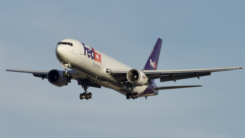 Photo of N189FE - FedEx Boeing 767-300F at IAH on AeroXplorer Aviation Database