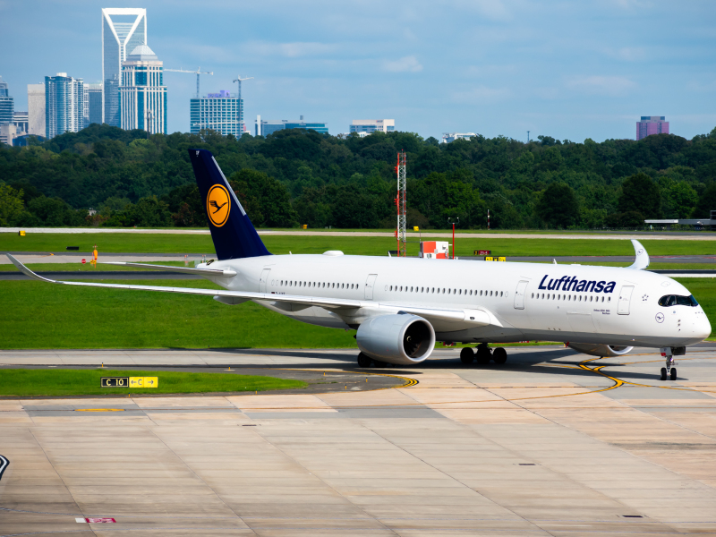 Photo of D-AIXE - Lufthansa Airbus A350-900 at CLT on AeroXplorer Aviation Database