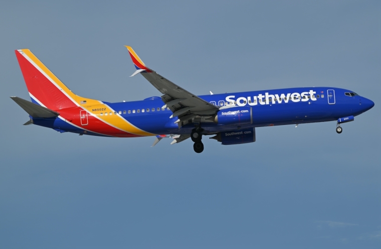 Photo of N8502Z - Southwest Airlines Boeing 737-800 at MCO on AeroXplorer Aviation Database