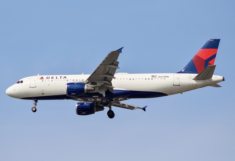 Photo of N337NW - Delta Airlines Airbus A320 at ORD on AeroXplorer Aviation Database