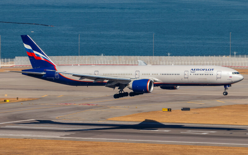 Photo of VQ-BQE - Aeroflot Boeing 777-300ER at HKG on AeroXplorer Aviation Database