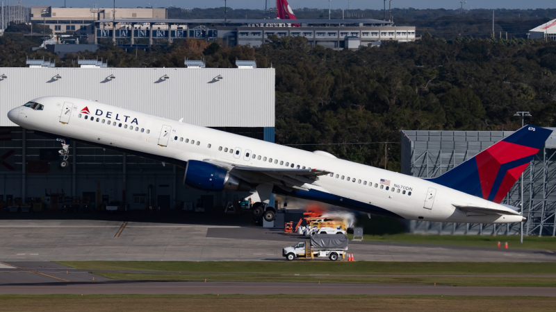 Photo of N670DN  - Delta Airlines Boeing 757-200 at TPA on AeroXplorer Aviation Database