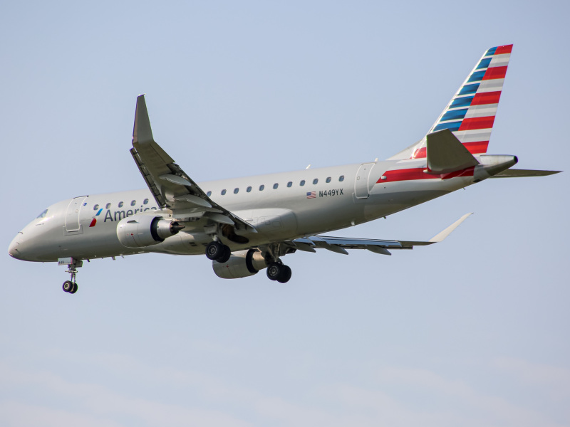 Photo of N449YX - American Airlines Embraer E175 at BWI on AeroXplorer Aviation Database