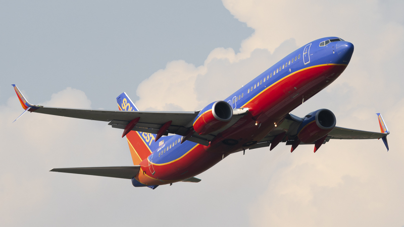 Photo of N8614M - Southwest Airlines Boeing 737-800 at DCA on AeroXplorer Aviation Database