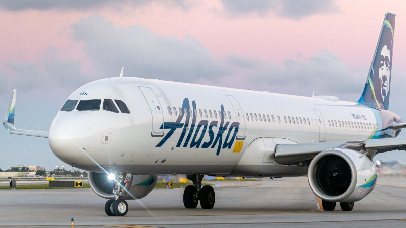 Photo of N928VA - Alaska Airlines Airbus A321NEO at FLL on AeroXplorer Aviation Database