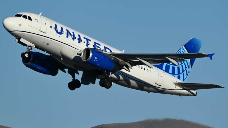 Photo of N837UA - United Airlines Airbus A319 at RNO on AeroXplorer Aviation Database