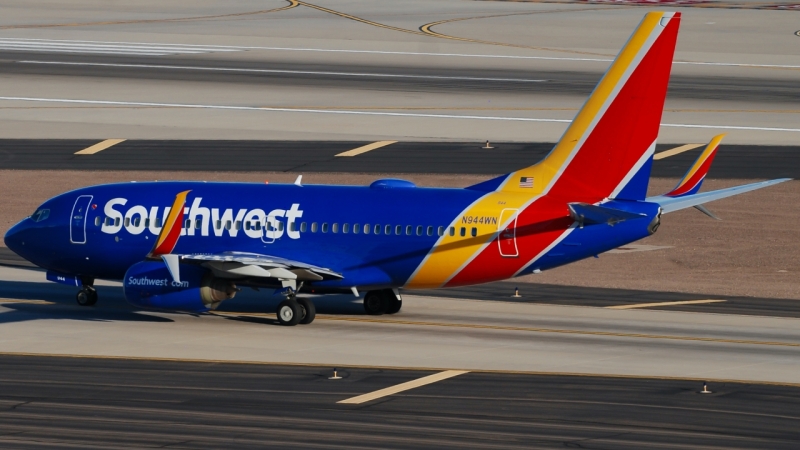 Photo of N944WN - Southwest Airlines Boeing 737-700 at PHX on AeroXplorer Aviation Database