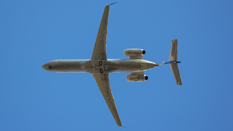 Photo of N13161 - United Express Embraer ERJ145 at GUN on AeroXplorer Aviation Database