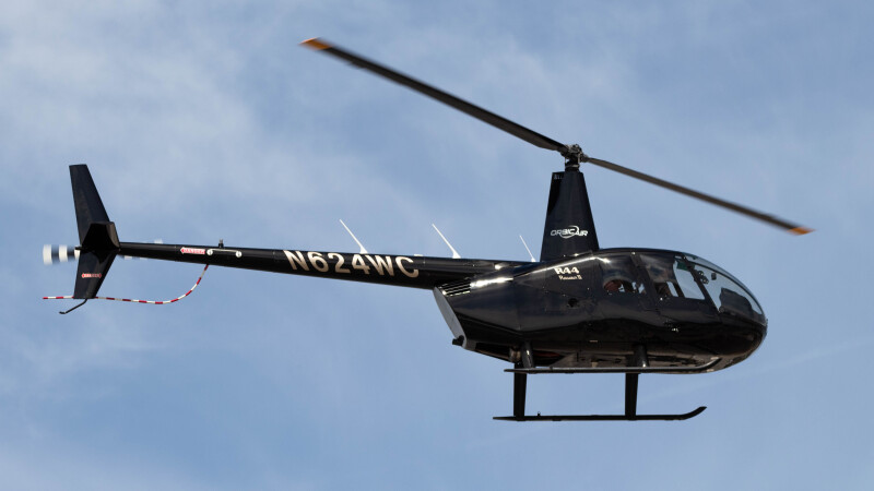 Photo of N624WC - PRIVATE Robinson R44 at BUR on AeroXplorer Aviation Database