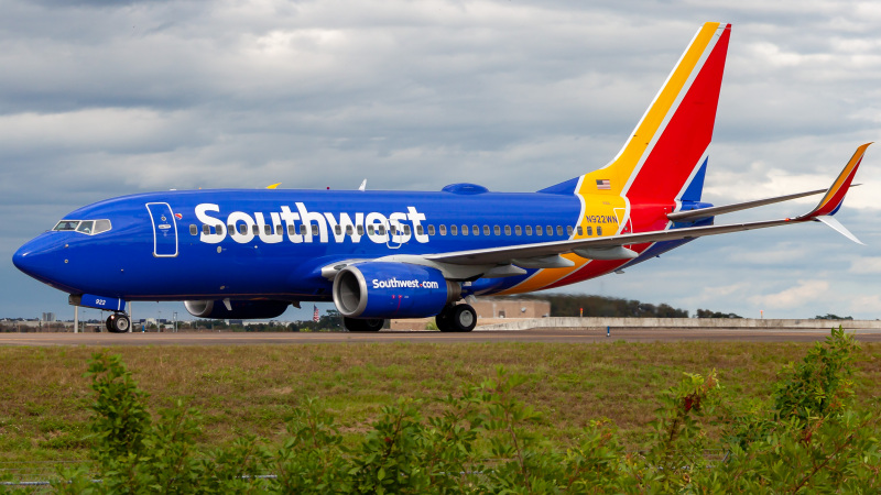 Photo of N922WN - Southwest Airlines Boeing 737-700 at MCO on AeroXplorer Aviation Database