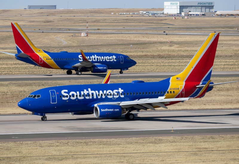 Photo of N746SW - Southwest Airlines Boeing 737-700 at DEN on AeroXplorer Aviation Database