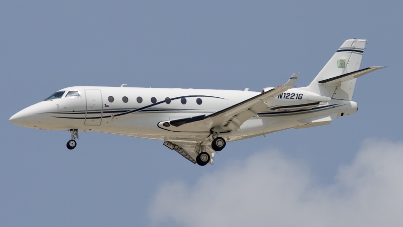 Photo of N1221G - PRIVATE Gulfstream G200 at IAH on AeroXplorer Aviation Database