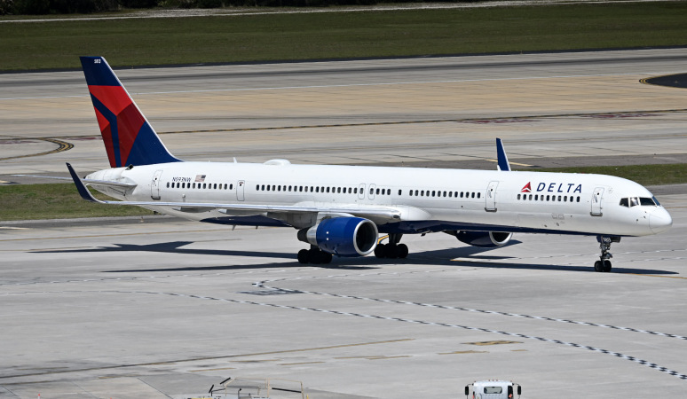 Photo of N593NW - Delta Airlines Boeing 757-300 at TPA on AeroXplorer Aviation Database