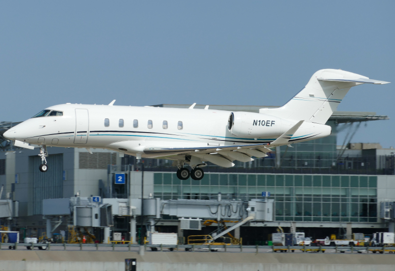 Photo of N10EF - PRIVATE Bombardier Challenger 350  at AUS on AeroXplorer Aviation Database