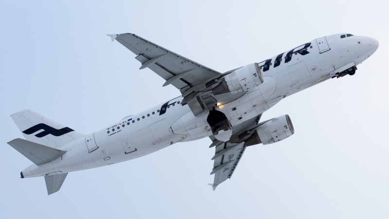 Photo of OH-LXL - Finnair Airbus A320 at HEL on AeroXplorer Aviation Database