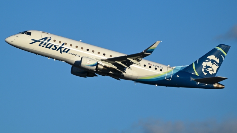 Photo of N636QX - Alaska Airlines Embraer E175 at RNO on AeroXplorer Aviation Database