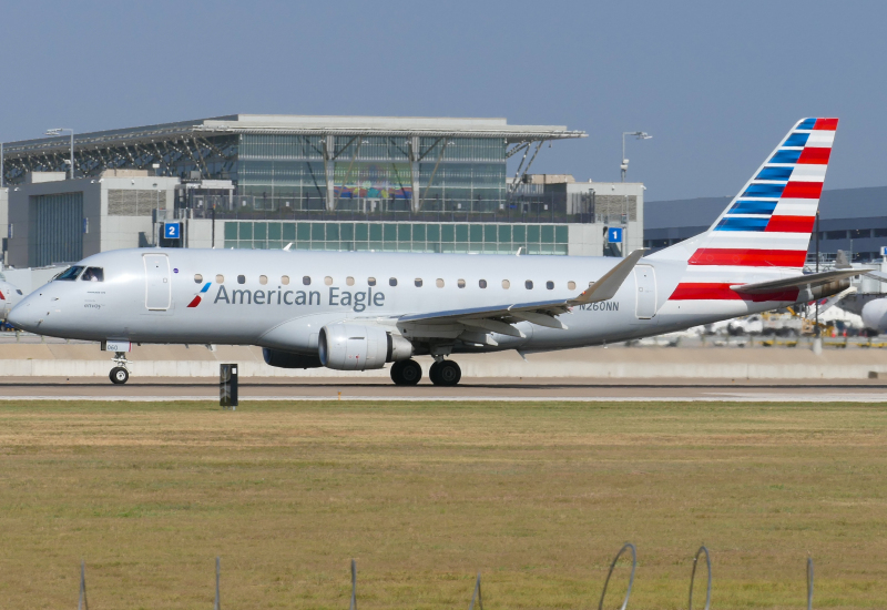 Photo of N260NN - American Eagle Embraer E175 at AUS on AeroXplorer Aviation Database