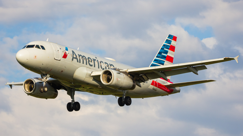 Photo of N832AW - American Airlines Airbus A319 at CMH on AeroXplorer Aviation Database