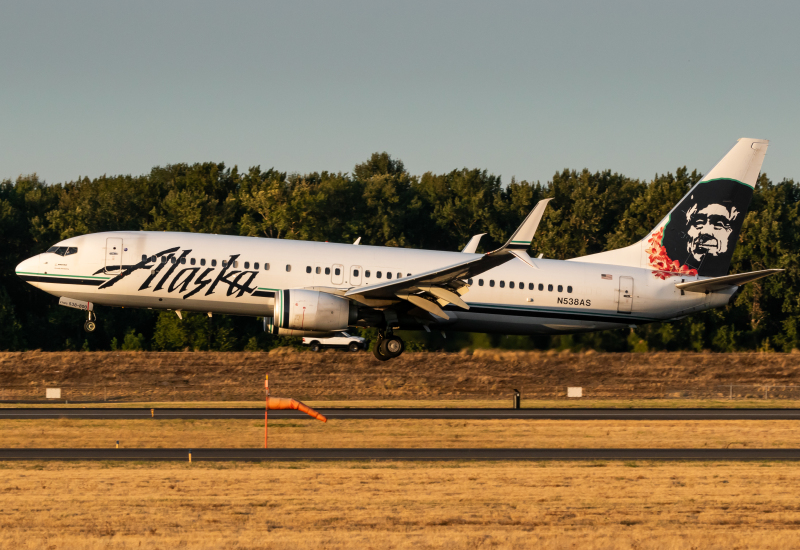 Photo of N538AS - Alaska Airlines Boeing 737-800 at PDX on AeroXplorer Aviation Database