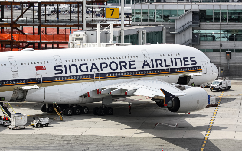 Photo of 9V-SKY - Singapore Airlines Airbus A380-800 at JFK on AeroXplorer Aviation Database