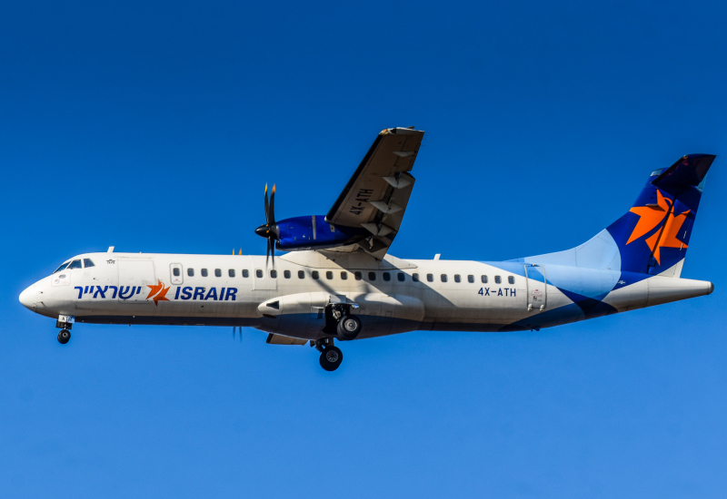 Photo of 4X-ATH - IsrAir ATR-72 at TLV on AeroXplorer Aviation Database