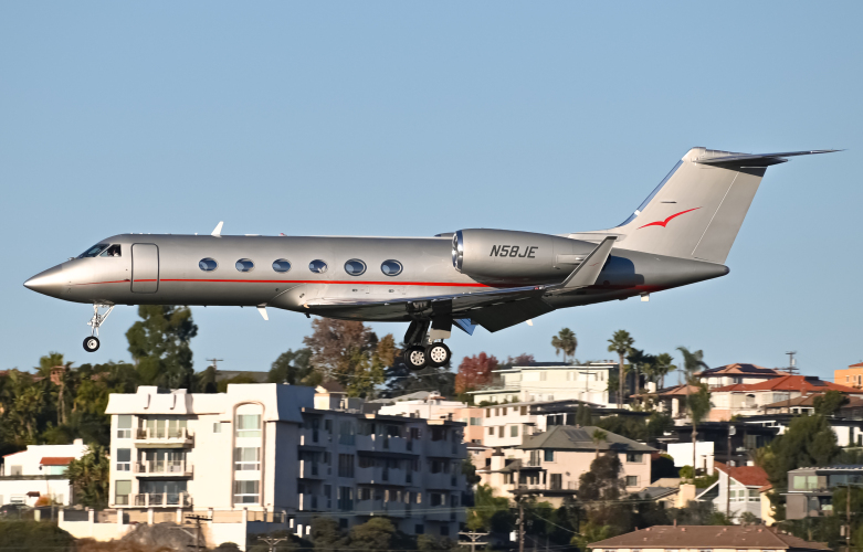 Photo of N58JE - VistaJet Gulfstream IV at SAN on AeroXplorer Aviation Database