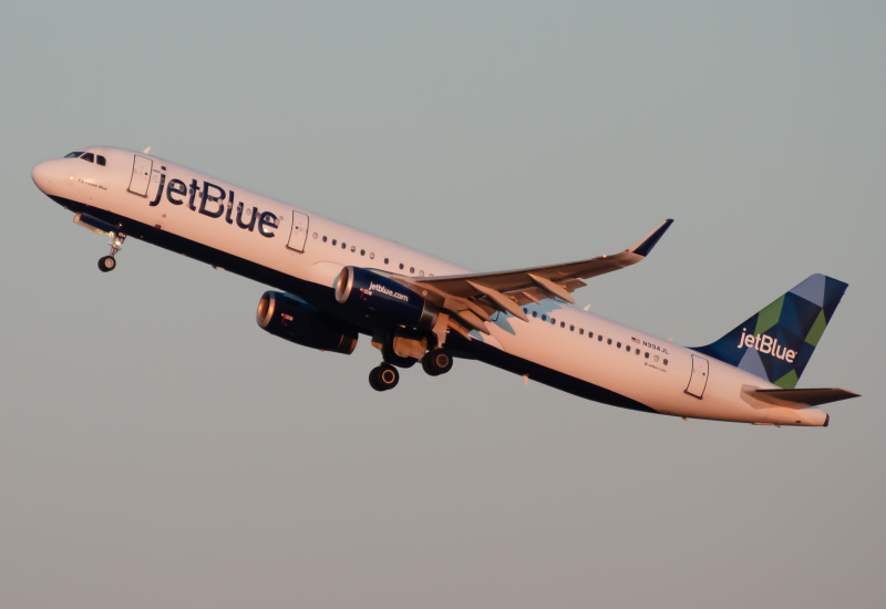 Photo of N994JL - JetBlue Airways Airbus A321-200 at BOS on AeroXplorer Aviation Database