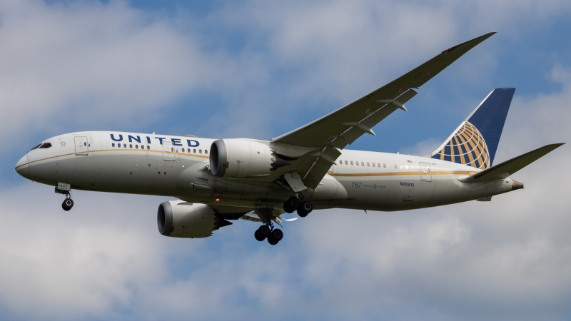 Photo of N28912 - United Airlines Boeing 787-8 at IAD on AeroXplorer Aviation Database