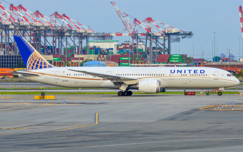 Photo of N26967 - United Airlines Boeing 787-9 at EWR on AeroXplorer Aviation Database