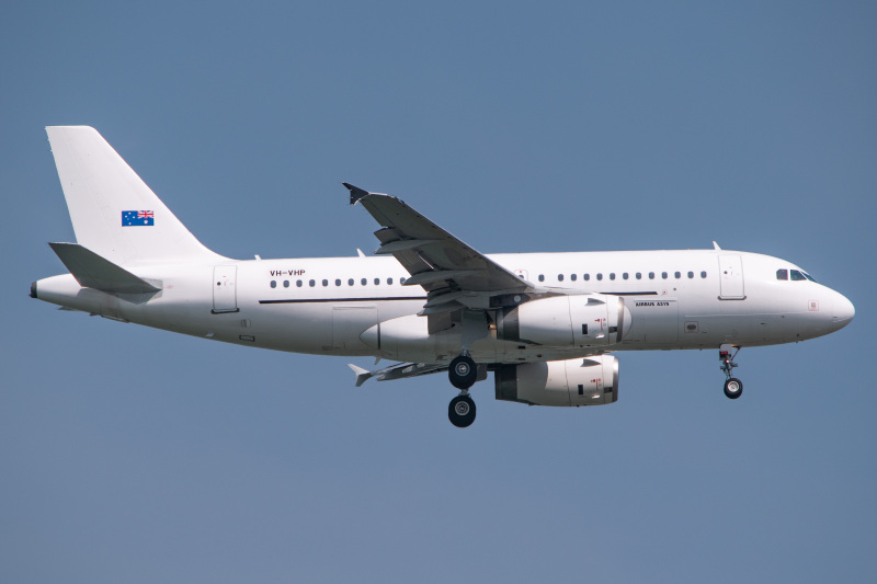 Photo of VH-VHP - Skytraders Airbus A319 at SIN on AeroXplorer Aviation Database