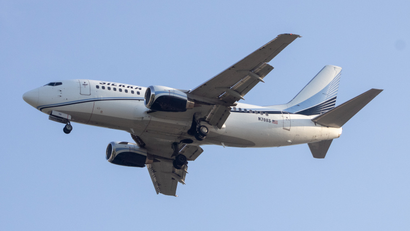 Photo of N708S - Sierra Pacific Airlines Boeing 737-500 at BWI on AeroXplorer Aviation Database