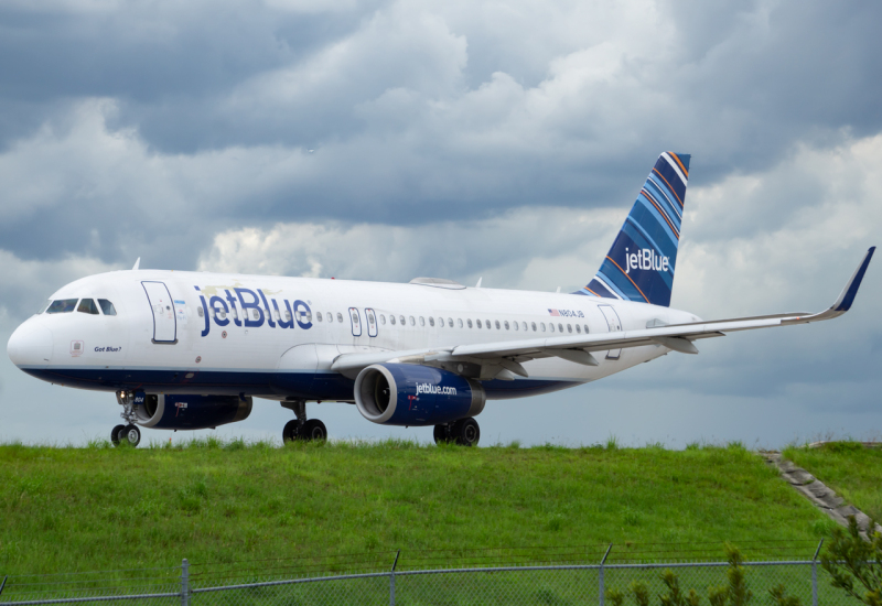 Photo of N804JB - JetBlue Airways Airbus A320 at MCO on AeroXplorer Aviation Database