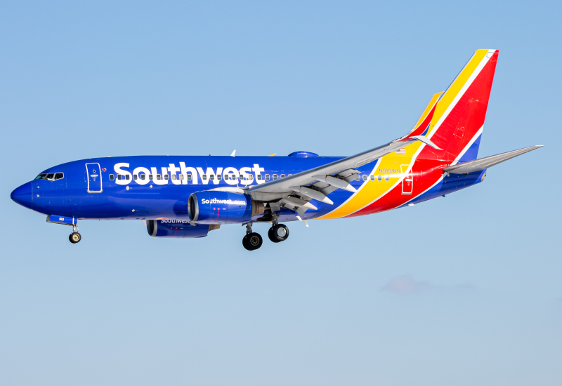 Photo of N910WN - Southwest Airlines Boeing 737-700 at BWI on AeroXplorer Aviation Database