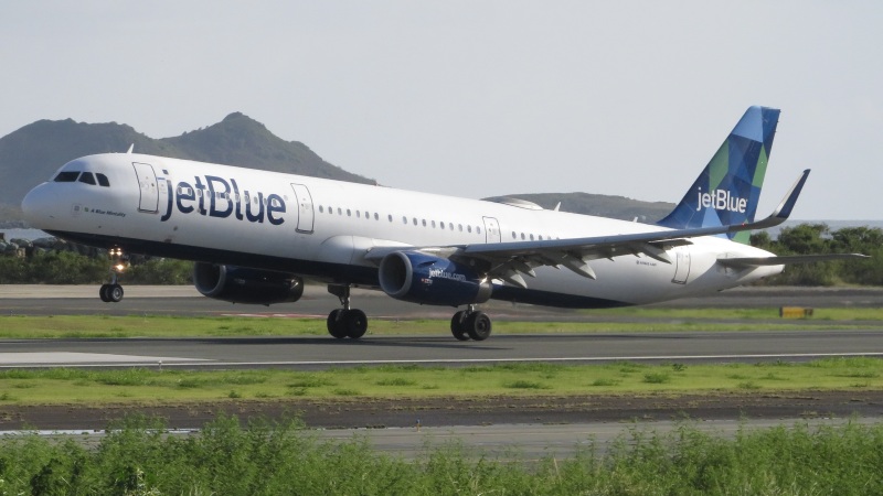 Photo of N945JT - JetBlue Airways Airbus A321-200 at STT on AeroXplorer Aviation Database