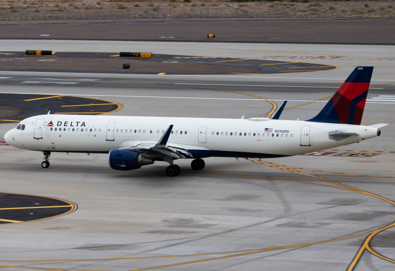 Photo of N310DN - Delta Airlines Airbus A321-200 at PHX on AeroXplorer Aviation Database