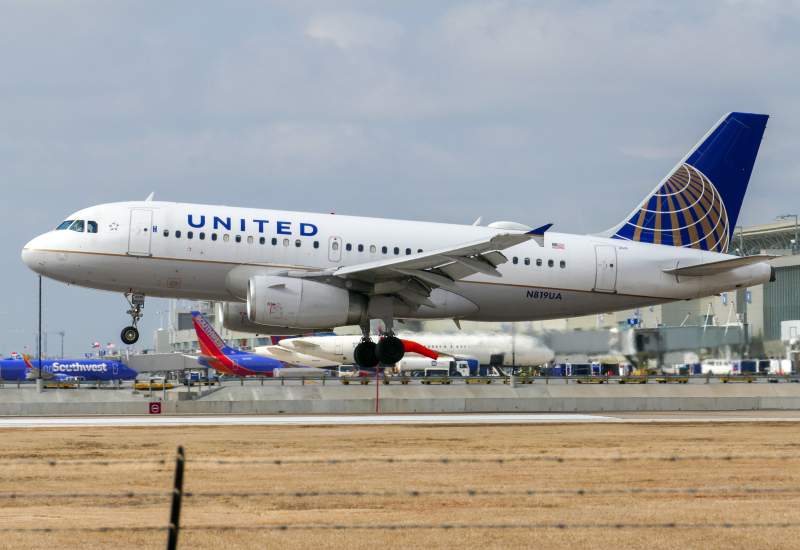 Photo of N819UA - United Airlines Airbus A319 at AUS on AeroXplorer Aviation Database