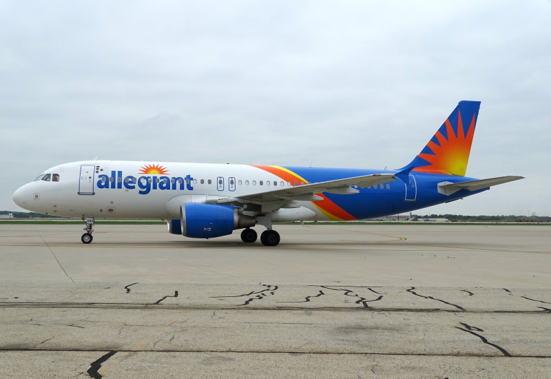 Photo of N283NV - Allegiant Air Airbus A320 at RFD on AeroXplorer Aviation Database