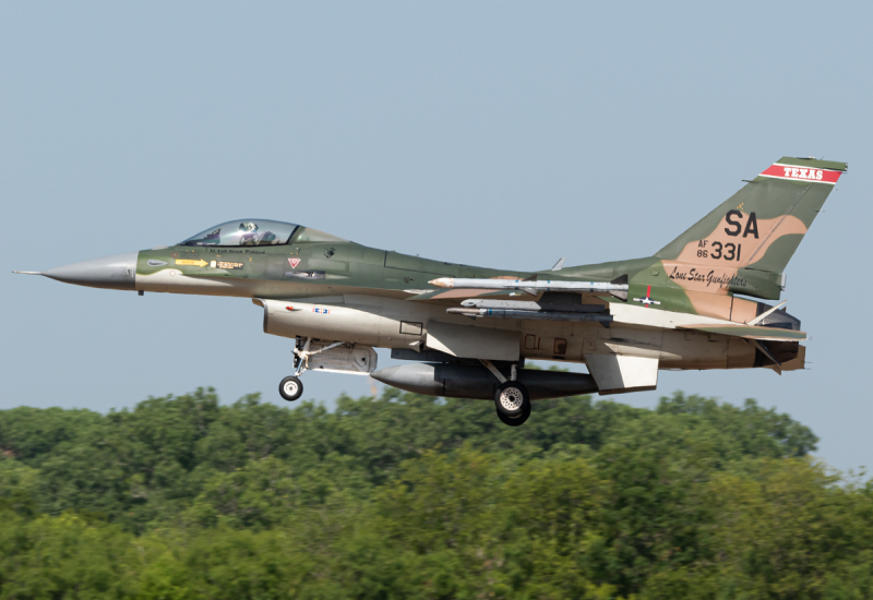 Photo of 86-0331 - USAF - United States Air Force General Dynamics F-16 Fighting Falcon at SKF on AeroXplorer Aviation Database