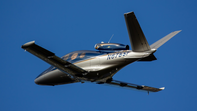Photo of N678SF - PRIVATE Cirrus SR-50 Vision at APF on AeroXplorer Aviation Database
