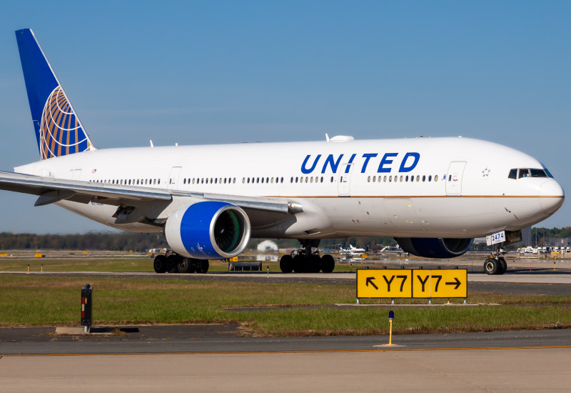 Photo of N774UA - United Airlines Boeing 777-200 at IAD on AeroXplorer Aviation Database