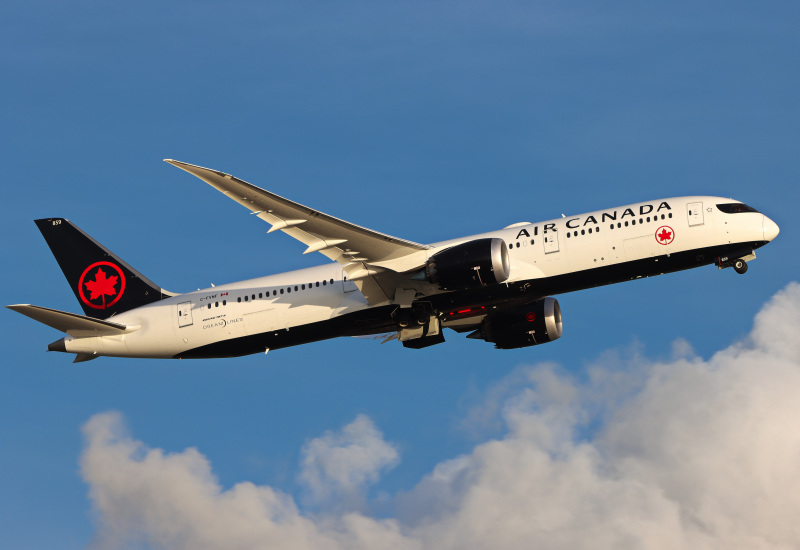 Photo of C-FVNF - Air Canada Boeing 787-9 at HKG on AeroXplorer Aviation Database