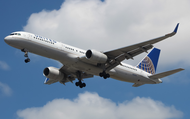 Photo of N12114 - United Airlines Boeing 757-200 at EWR on AeroXplorer Aviation Database