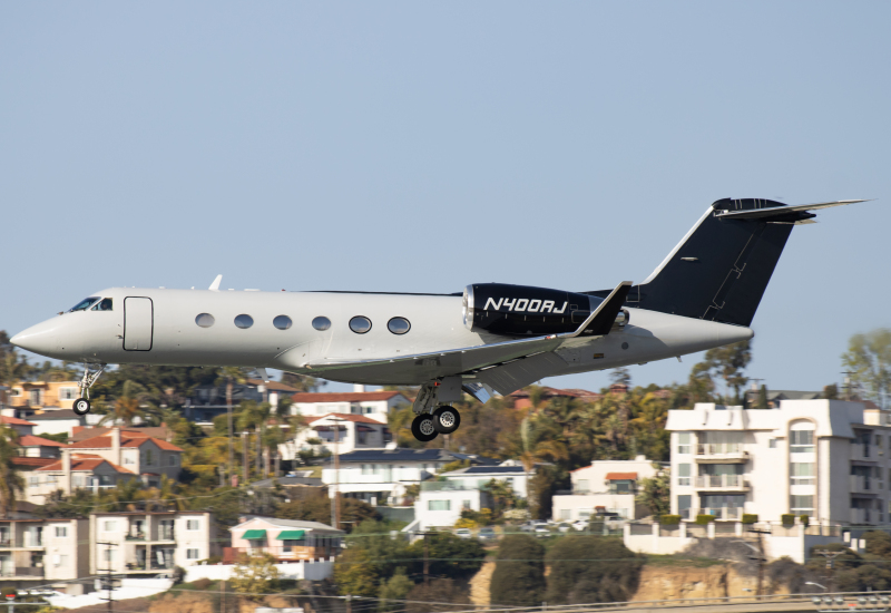 Photo of N400AJ - Bigboy Investment Partnership LLC Gulfstream IV at SAN on AeroXplorer Aviation Database