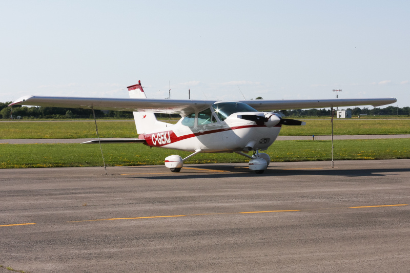 Photo of C-GEKJ - PRIVATE Cessna 172 at YCN on AeroXplorer Aviation Database