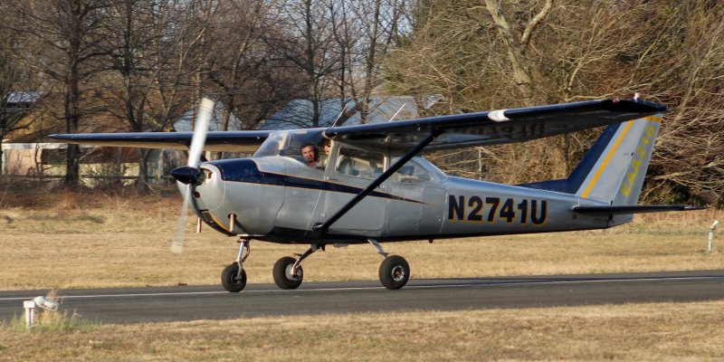 Photo of N2741U - Private Cessna 172 at 17N on AeroXplorer Aviation Database