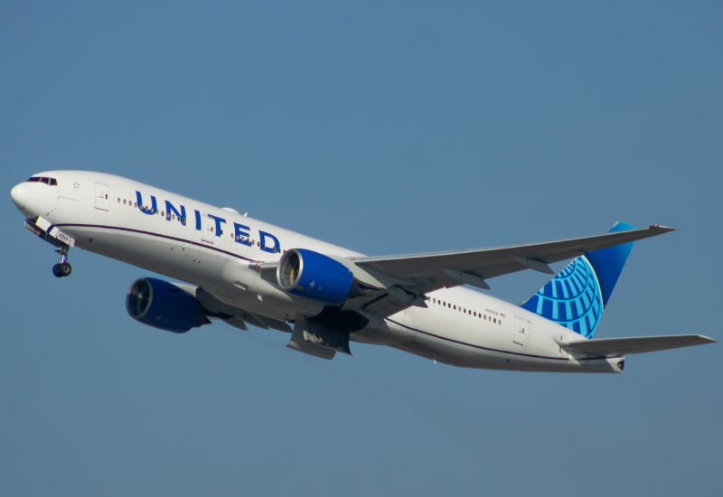 Photo of N210UA - United Airlines Boeing 777-200 at LAX on AeroXplorer Aviation Database