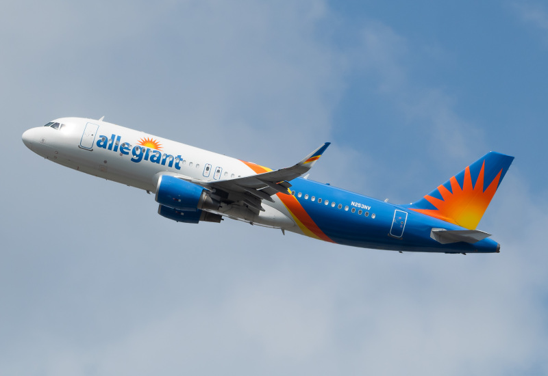 Photo of N253NV - Allegiant Air Airbus A320 at EWR on AeroXplorer Aviation Database