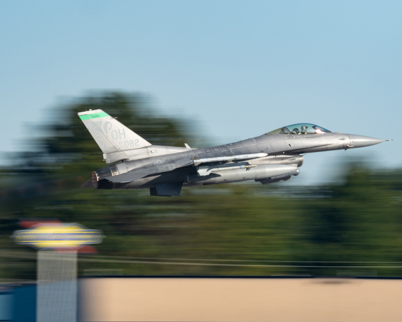 Photo of 89-2082 - USAF - United States Air Force General Dynamics F-16 Fighting Falcon at TOL on AeroXplorer Aviation Database